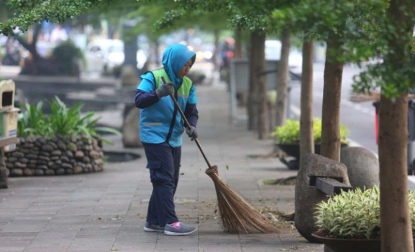 DLH Kota Bandung Ajak Ratusan Petugas Kebersihan Dalam Penyuluhan Strategi Pengelolaan Sampah