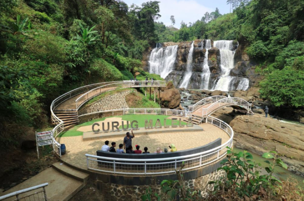 9 Wisata Bandung Barat Paling Populer, Lengkap Dengan Harga Tiket Masuknya