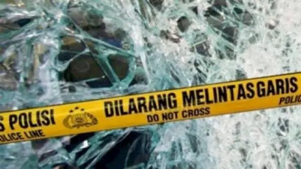 Empat Orang Tewas dalam Kecelakaan Minibus Pengangkut Santri di Tol Ungaran