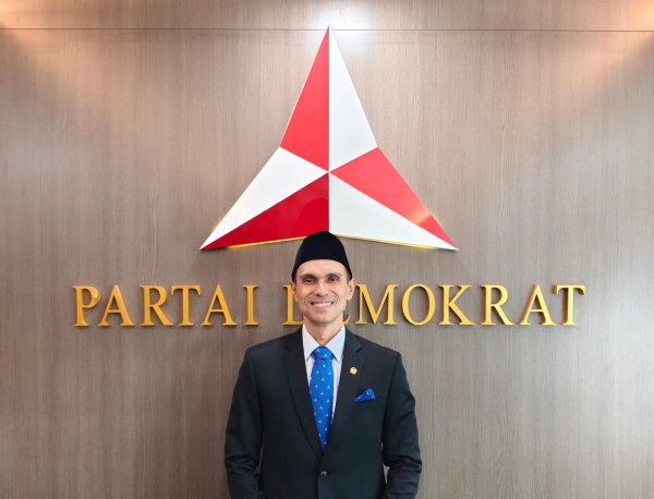 Masuk Anggota Komisi XI DPR, Fathi Sebut Pentingnya Sinergis dengan Mitra Kerja