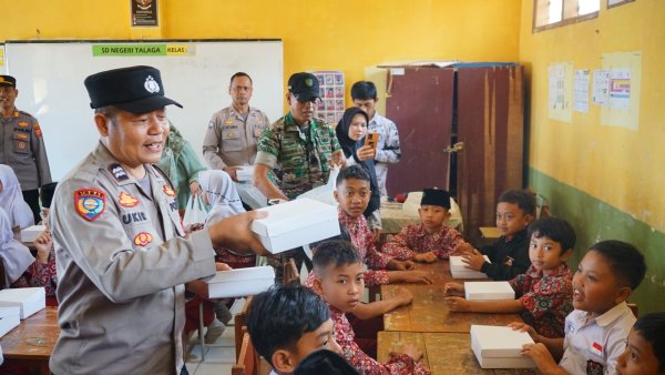 Polresta Bandung dan Kodim 0624 Kembali Perkenalkan Makan Bergizi Gratis untuk Siswa SD