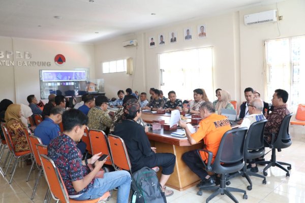 Sumber Daya Alam Miliki Potensi Ancaman Bencana di Kabupaten Bandung, Uka Suska: Perlu Kesiapsiagaan Untuk Mengurangi Risiko