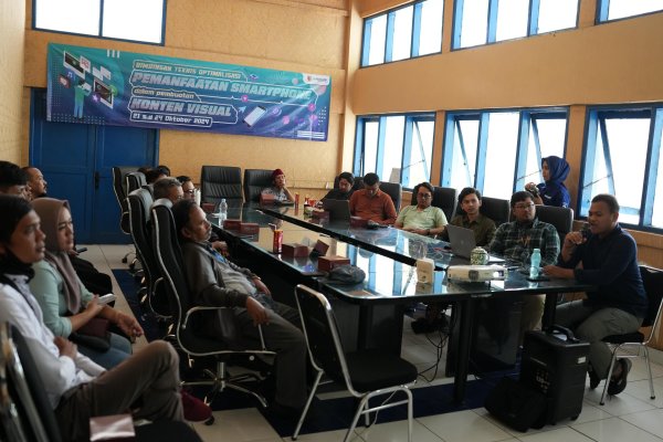 Antusias KIM Sangat Tinggi Mendapat Pelatihan Dari Diskominfo Kab. Bandung