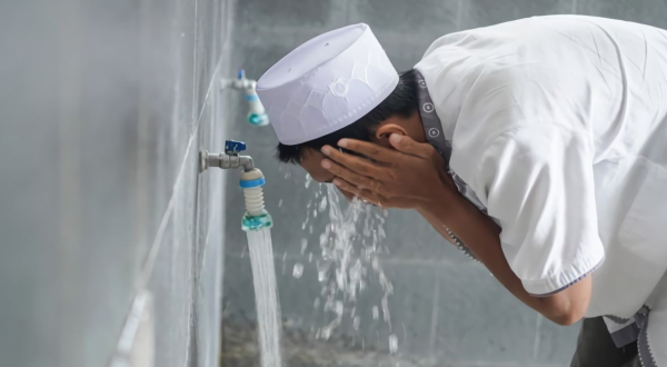Doa Lengkap Wudhu: Bacaan Niat hingga Doa Setelah Wudhu