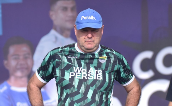 Bojan Hodak Ajak Bobotoh Meriahkan Stadion Gelora Bandung Lautan Api, Dukung PERSIB Hadapi Borneo FC