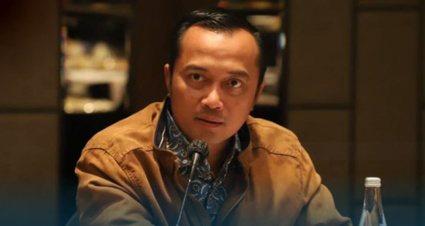 Mensesneg: Pemerintah Cari Jalan Terbaik untuk Satria Kembali Jadi WNI