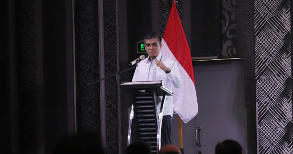 Menaker Yassierli Harapkan Pengusaha dan Buruh Memahami Kenaikan Upah Minimum 6,5%