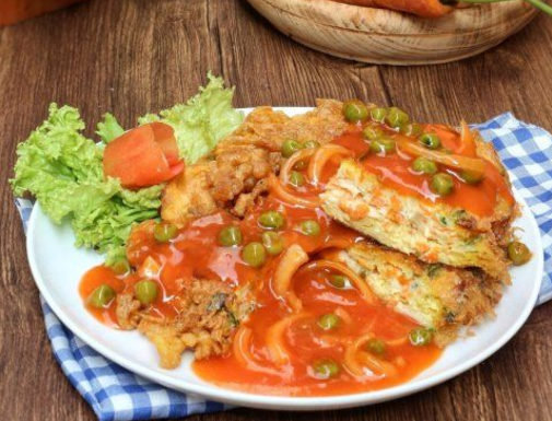 Resep Sederhana Fuyunghai, Telur Dadar Lezat dengan Saus Gurih yang Praktis