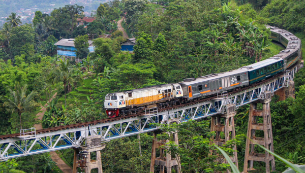 Tiket Kereta Api untuk Libur Natal 2024 dan Tahun Baru 2025 Kini Tersedia untuk Dipesan