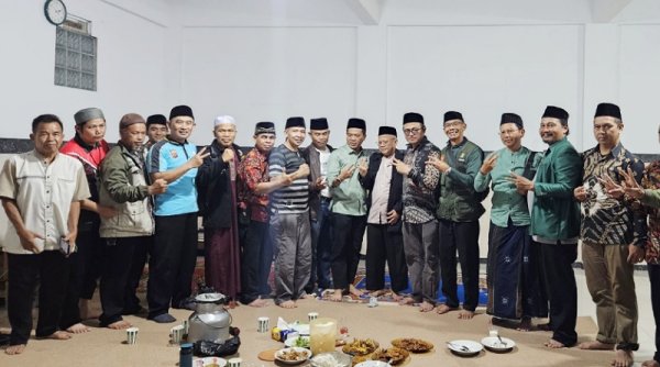 Deklarasi Dai se Kabupaten Bandung Dukung Penuh Kang DS dan Ali Syakieb