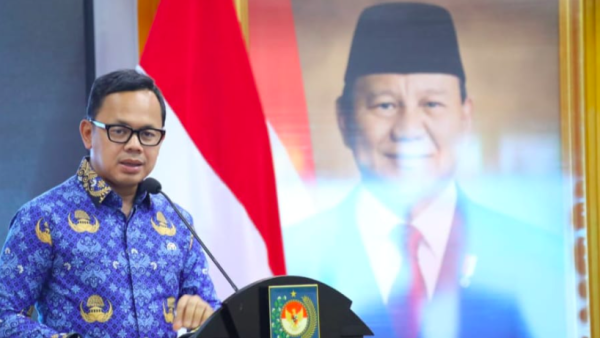 Wamendagri Rapat Bareng Komisi II DPR, Bahas Persiapan Pilkada 2024
