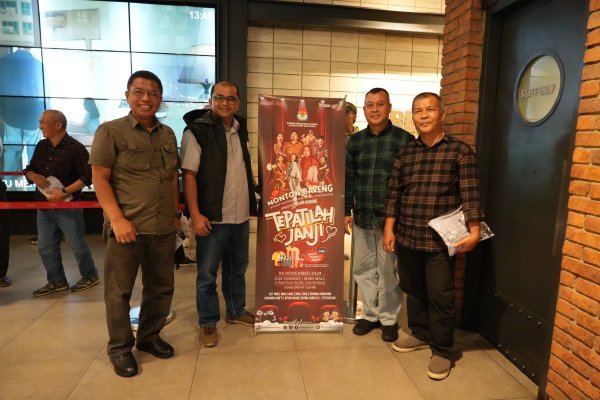 Pilkada 2024: Nonton Bareng Film "Tepatilah Janji", Ini Harapan Ketua KPU Syam Zamiat Nursyamsi