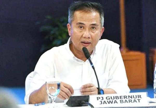 Pj Gubernur Jabar Sebut Desa Wisata Edukasi Cibiru Wetan Bandung Inspirasi bagi Desa Lain di Jabar