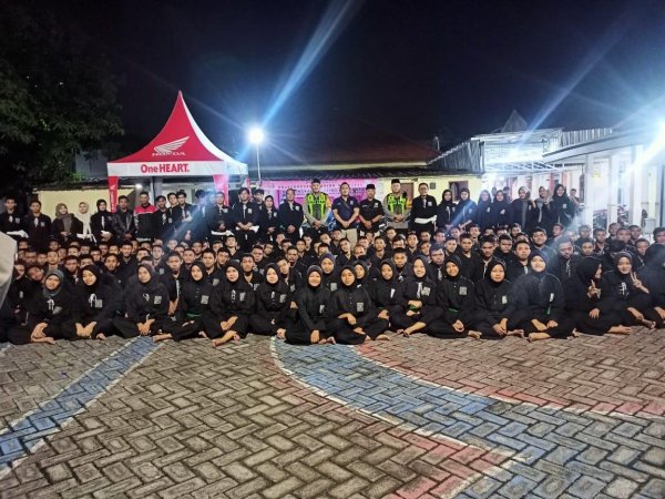 Kapolsek Menganti AKP Roni Ismullah Gelar Pertemuan Bersama Anggota Perguruan PSHT Ranting Menganti