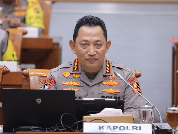 Kapolri Tegas Tolak Polri di Bawah Kementerian