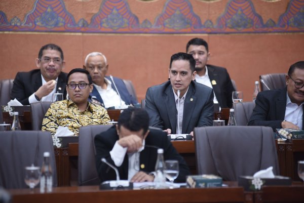 Singgung FMC, Firnando Tunggu Strategi Telkom Indonesia Hadapi Kompleksitas Integrasi Teknologi