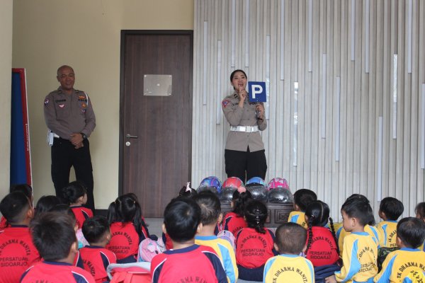 Satlantas Polresta Sidoarjo Edukasi Tertib Lalu Lintas Sejak Dini