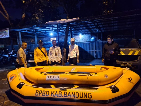 Jelang Pelaksanaan Pilkada 2024, BPBD Kabupaten Bandung Siagakan Sejumlah Perahu di Lokasi Rawan Banjir