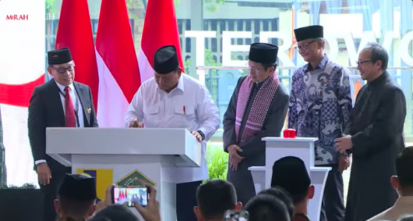 Prabowo Resmikan Terowongan Silaturahim Hubungkan Istiqlal-Katedral