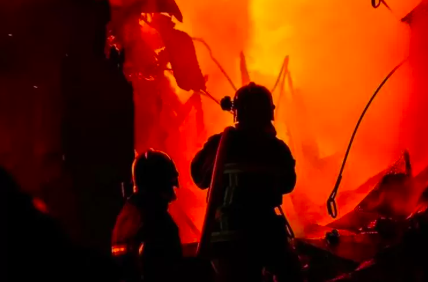 Warung Bensin Eceran di Jakut Terbakar gegara Pembeli Nyalakan Korek