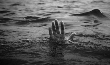 Geger Jasad Pria Tanpa Identitas Ditemukan di Sungai Kalimalang Bekasi