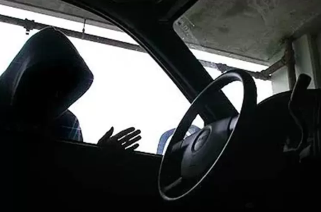 Kejadian Pencurian Mobil Pikap di Bogor: Pelaku Ditangkap Warga Setelah Melarikan Diri