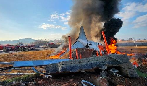 Puluhan Penumpang Tewas, Maskapai Korsel Jeju Air Minta Maaf