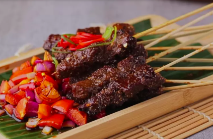 Lawan Eneg Usai Makan Daging Kurban, Ini 5 Tips Biar Perut Tetap Nyaman