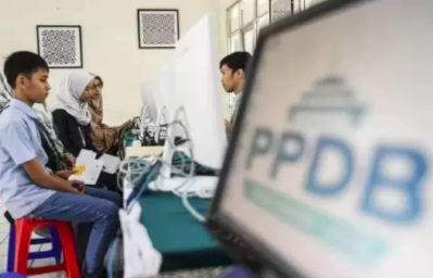 Mendikdasmen Ungkap 8 Kebijakan Baru Terkait PPDB dan Sistem Zonasi
