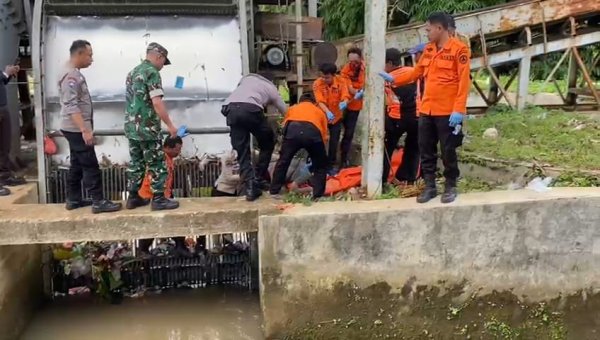 Seorang Pria Lansia Ditemukan Tak Bernyawa di Saluran Air PLTA Ubrug Sukabumi