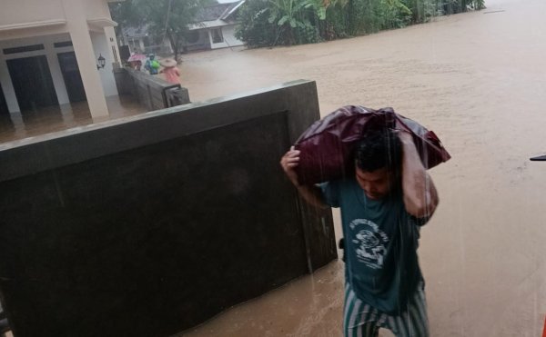 23 Titik Bencana dalam 2 Hari, Kabupaten Sukabumi Dilanda Banjir hingga Pergerakan Tanah