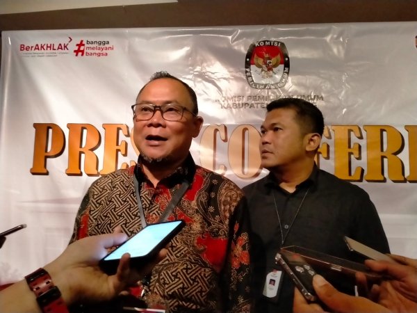 KPU Tetapkan Rekapitulasi Hasil Penghitungan Perolehan Suara, Paslon Dadang-Ali Syakieb Ungguli Sahrul-Gun Gun di Pilkada Bandung 2024