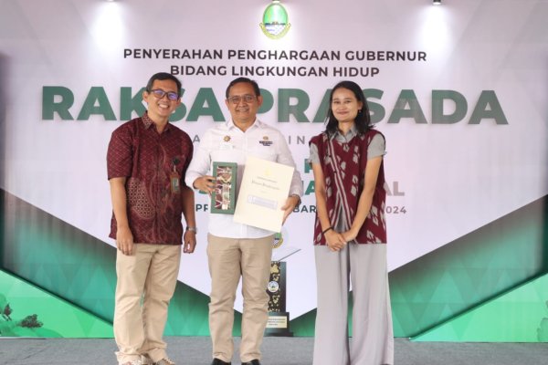 Raih Dua Penghargaan Lingkungan, Kang DS Ajak Masyarakat Terus Pelihara Lingkungan