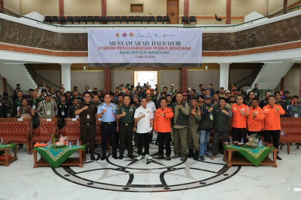 Bupati Bandung Akan Memberikan BPJS Ketenagakerjaan dan Dana Operasional Kepada FPRB