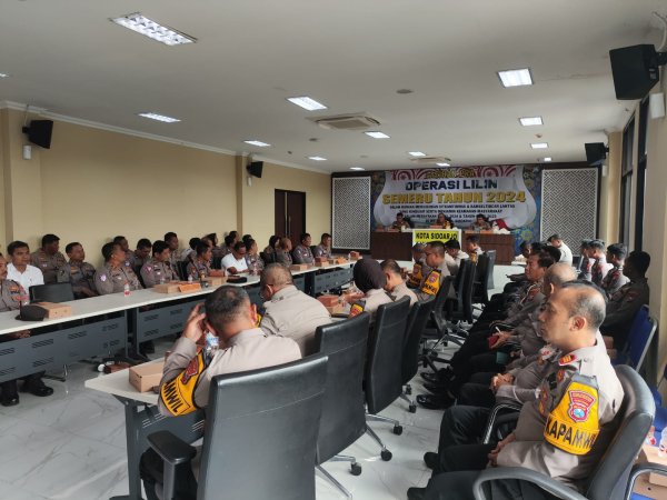 Wakapolresta Sidoarjo Pimpin Latpra Ops Lilin Semeru 2024