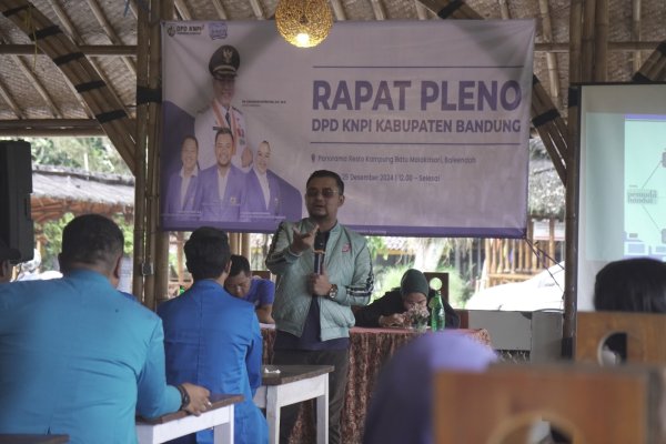 Rapat Pleno DPD KNPI Kabupaten Bandung: Refleksi 2024 dan Strategi Inovatif 2025
