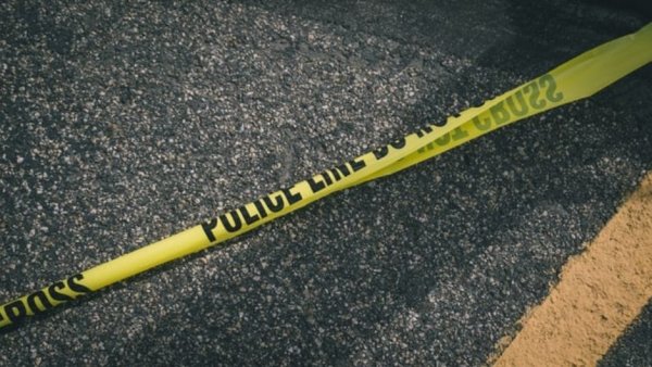 Kecelakaan Tragis: Pengendara Motor Tewas Tabrak KA Sembrani di Semarang