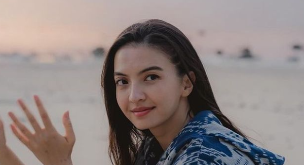 Meutya Hafid Arahkan Raline Shah untuk Edukasi Digital Masyarakat