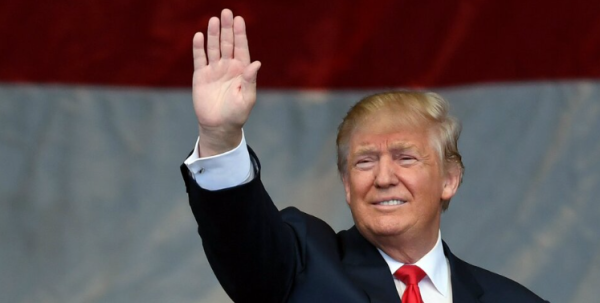 Trump Naikkan Tarif Impor China hingga 104%, Konsumen AS Terancam