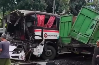 Kecelakaan Beruntun di Tol Cipularang KM 97 yang Melibatkan Lima Kendaraan