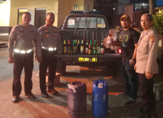 Dukung Program 'Zero Miras' Kapolresta Bandung, Polsek Soreang Berantas Peredaran Miras
