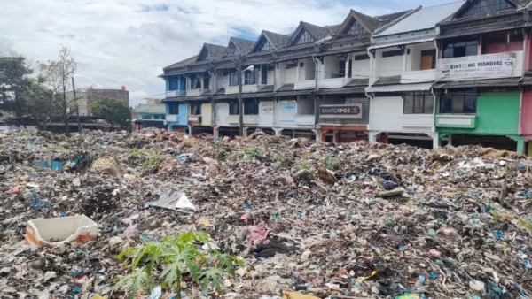 Pemkot Bandung Siap Tindak Hukum Pengelola Pasar Induk Caringin Terkait Pengelolaan Sampah