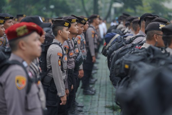 Polda Jabar Kerahkan Ribuan Personel Amankan Libur Tahun Baru di Titik Strategis