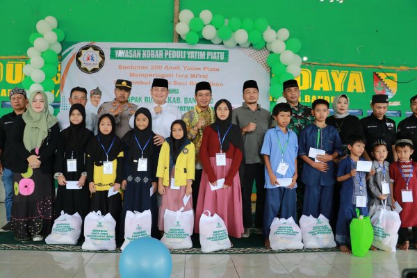 Peringatan Isra Mikraj, Kang DS bersama Yayasan Santuni 200 Anak Yatim Piatu