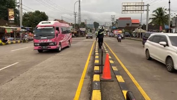 Rekayasa Lalulintas Puncak: Kendaraan Dialihkan, Polisi Berlakukan One Way di Sukabumi