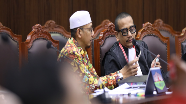Sengketa Pilkada Cirebon: Pemohon Mengaku Menemukan Tanda Tangan Palsu