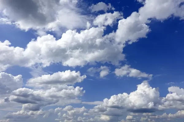 Prakiraan Cuaca Bandung Hari Ini, Selasa 21 Januari 2025: Berawan