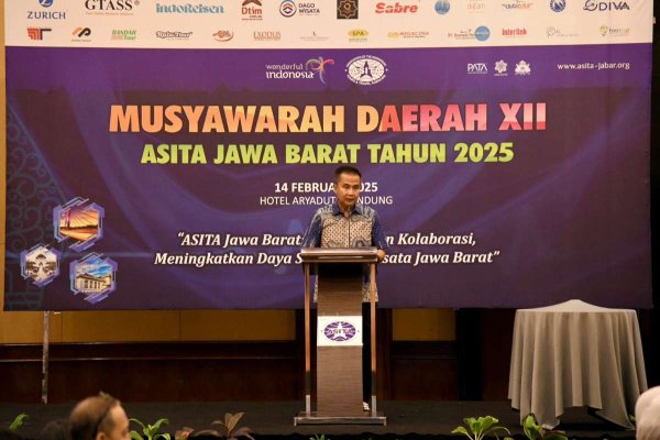 Efisiensi Anggaran Pemerintah, Bey Cari Solusi agar Pariwisata Tetap Hidup