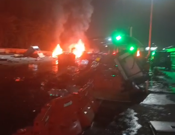 Kecelakaan GT Ciawi: Sopir Truk Galon Asal Sukabumi Belum Bisa Dimintai Keterangan