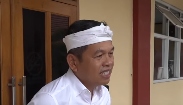 Seratusan Siswa SMAN 4 Karawang Gagal SNBP, Dedi Mulyadi Turun Tangan Perbaiki PDSS